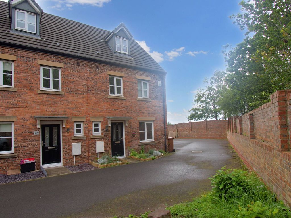 3 bed town house for sale in Cavan Drive, Haydock WA11, £200,000 Zoopla