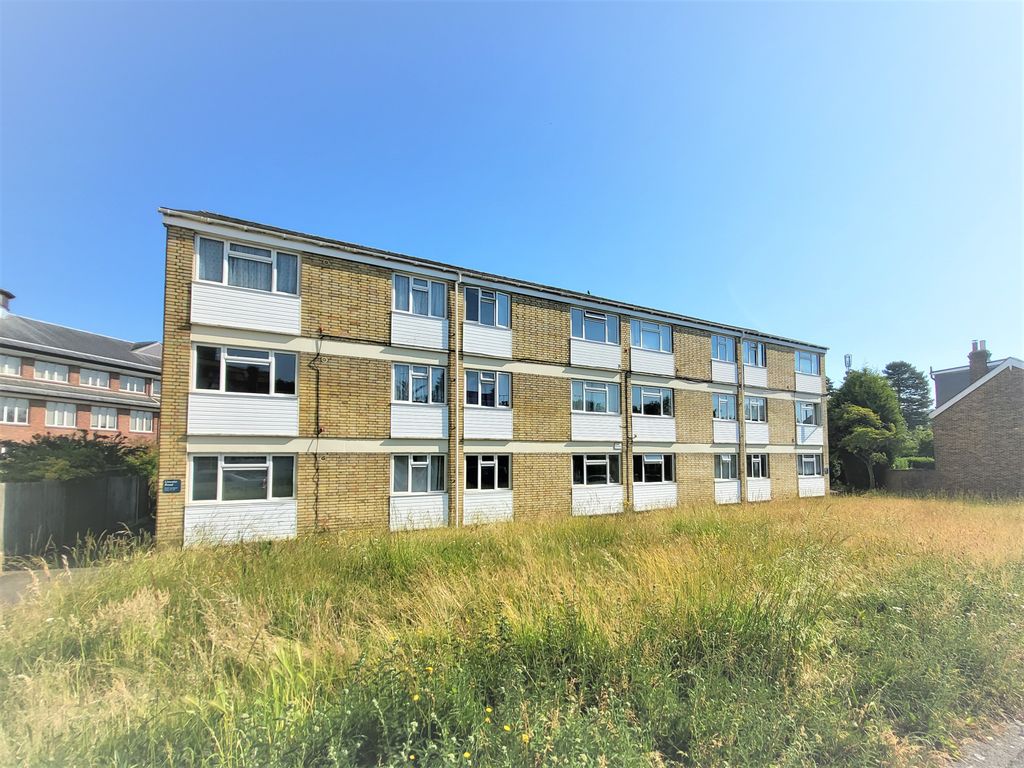 1 bed flat to rent in Lincoln Road, Dorking RH4 Zoopla