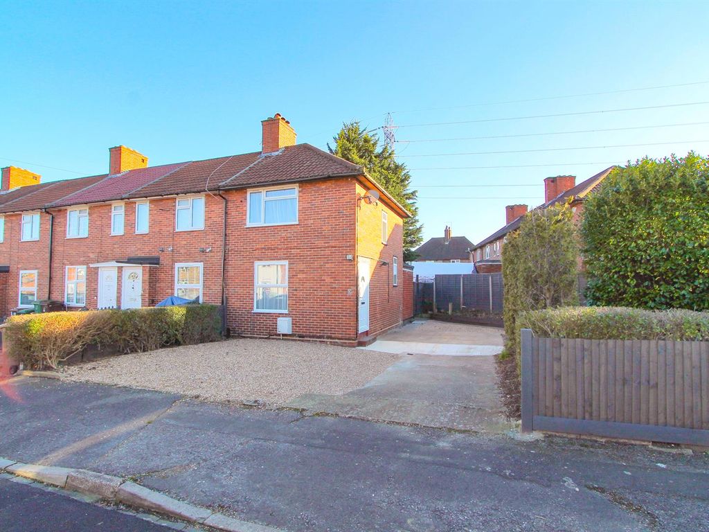 2 bed end terrace house for sale in Kelso Road, Carshalton SM5, £