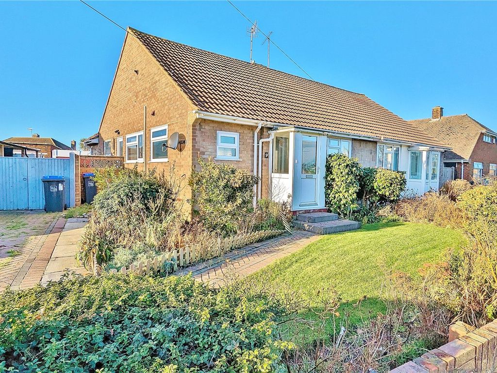 2 bed bungalow for sale in Rusper Road South, Tarring, Worthing, West