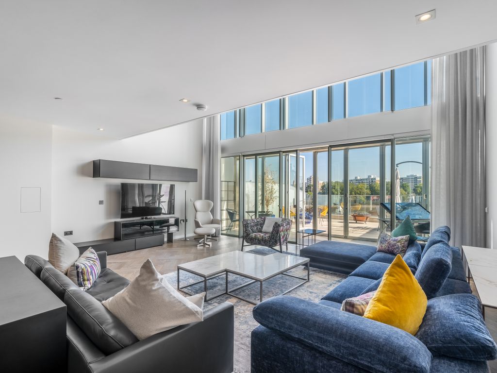 Circus West, 188 Kirtling Street, London SW11  