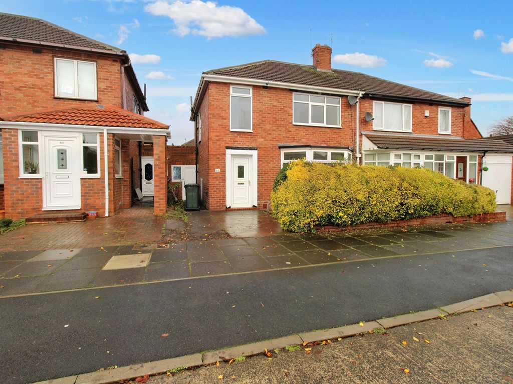 3 bed semidetached house to rent in Marlborough Avenue, Gosforth