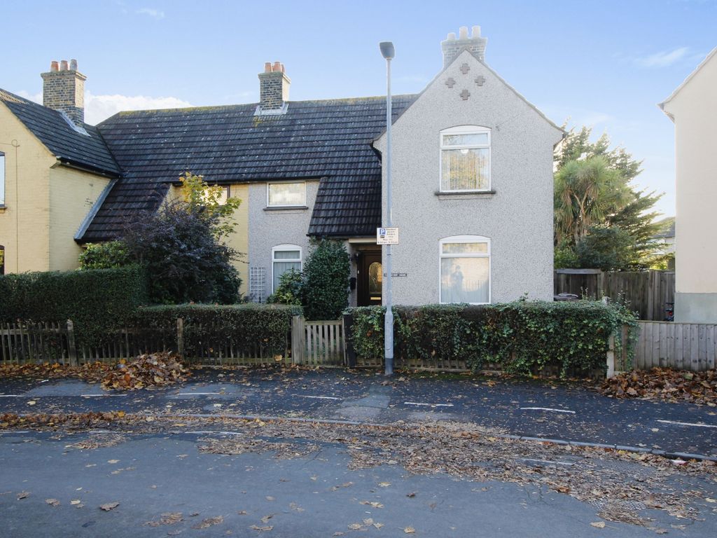 3 bed semidetached house for sale in Eastbury Square, Barking IG11