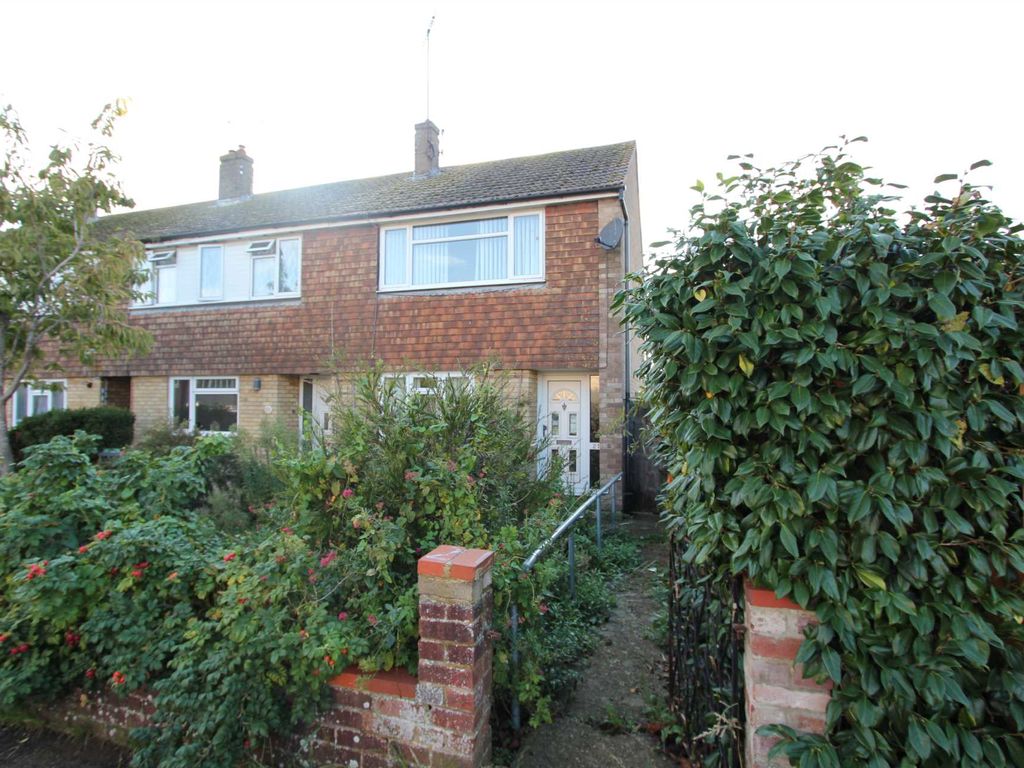 2 bed terraced house for sale in Mendip Crescent, Worthing BN13 Zoopla