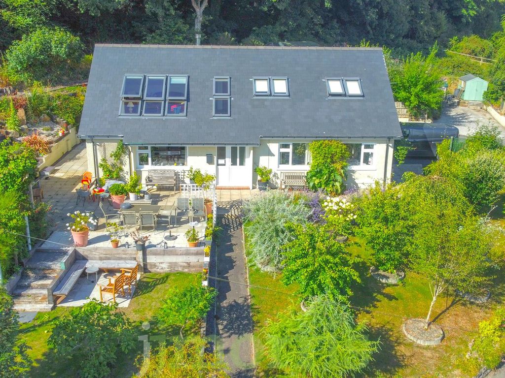 5 bed detached house for sale in Pontgarreg, Llandysul SA44 Zoopla