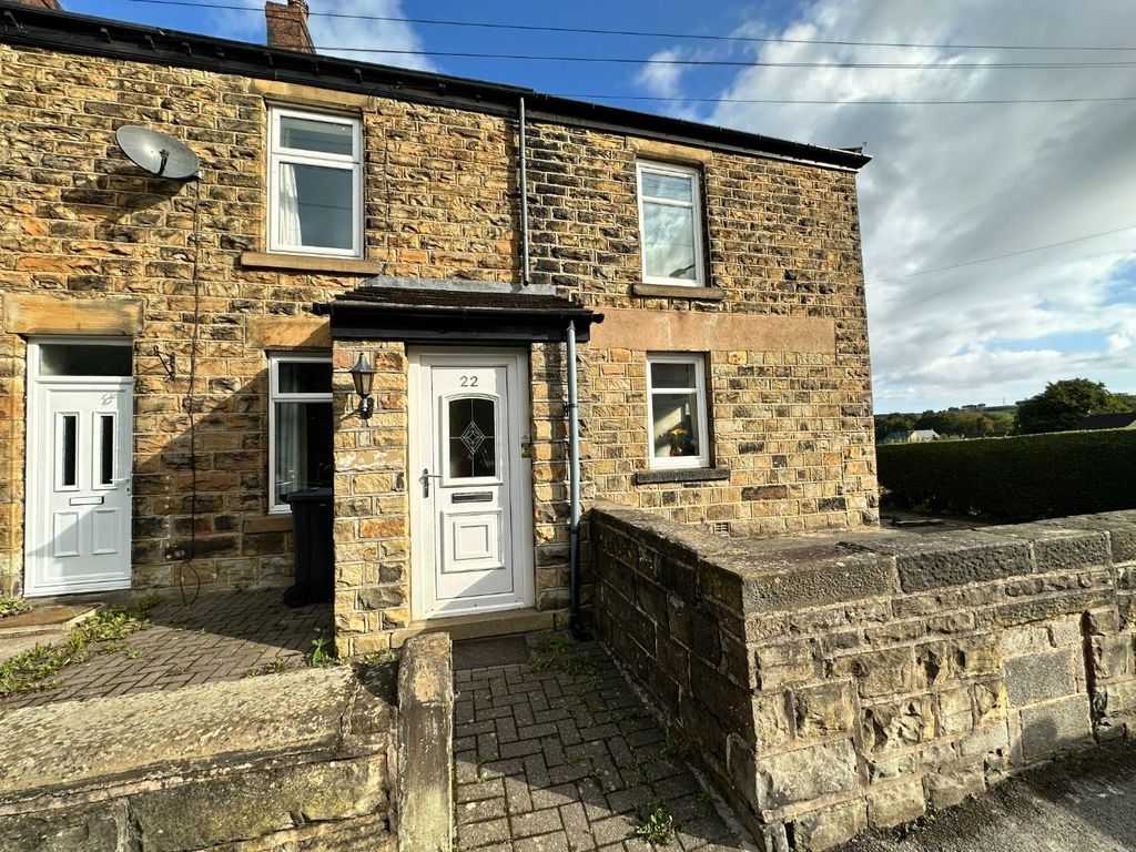2 bed terraced house to rent in Wentworth Road, Penistone, Sheffield