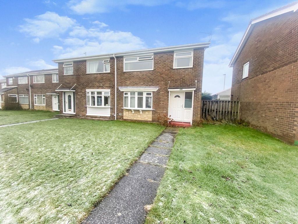 3 bed semidetached house for sale in Chesterhill, Cramlington NE23