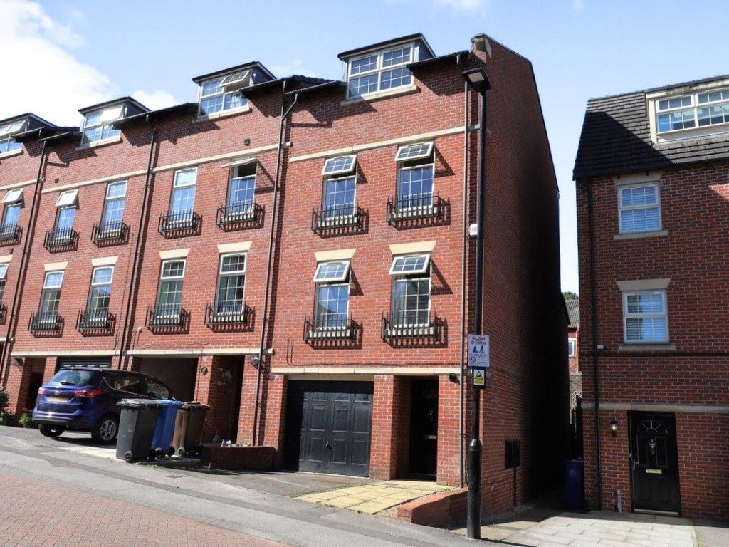 Midhill Crescent, Sheffield S2  