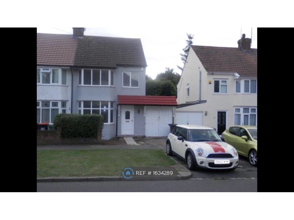 3 bed semidetached house to rent in Ridgeway Avenue, Dunstable LU5