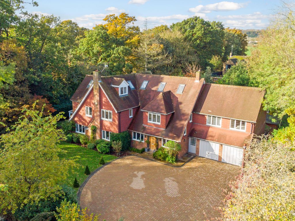 7 bed detached house for sale in Church Road, Marlow SL7, £2,750,000