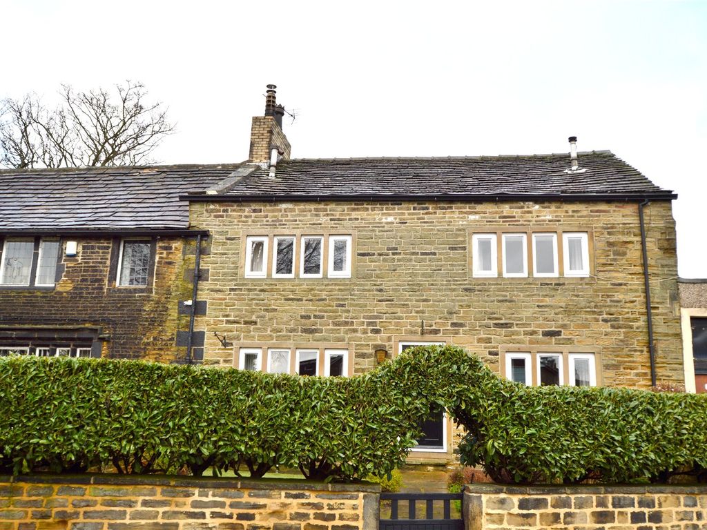 3 bed semidetached house for sale in Chapeltown, Pudsey, West