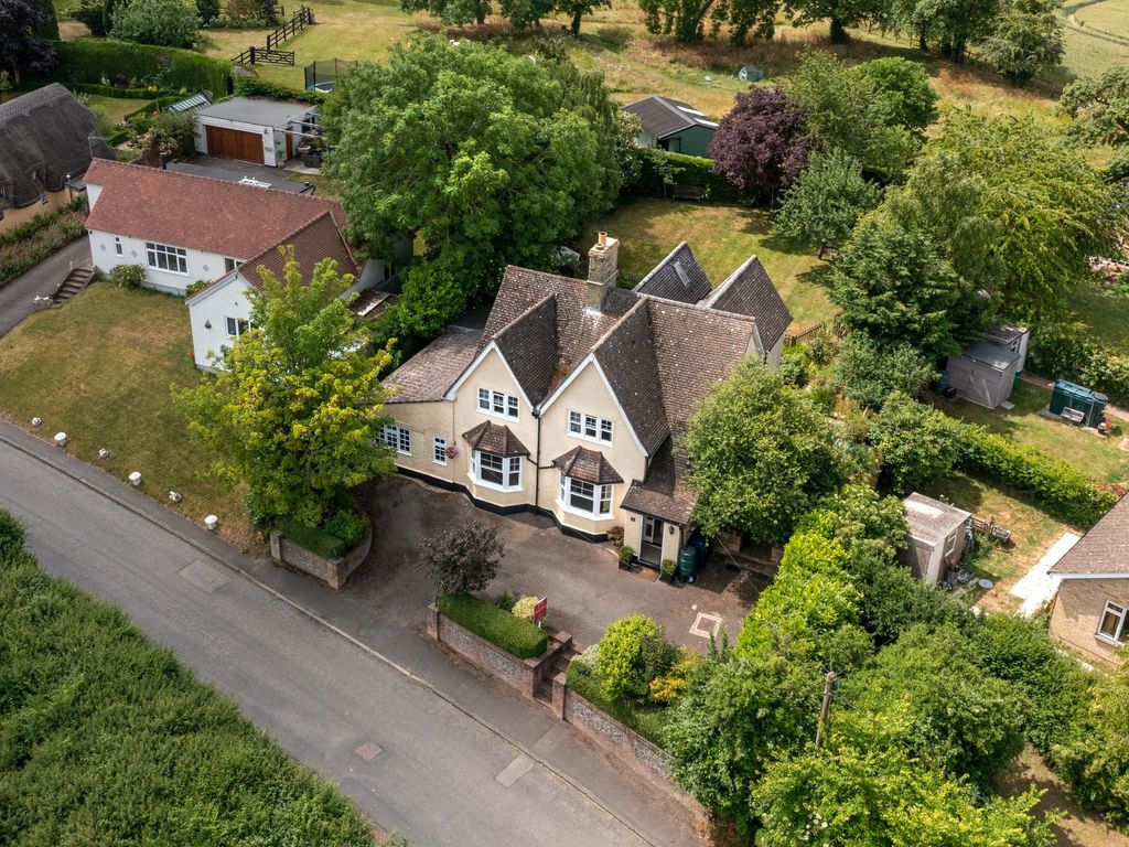 5 bed detached house for sale in Fowlmere Road, Heydon SG8 Zoopla