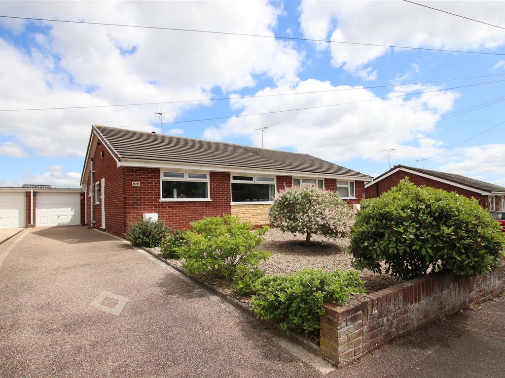 2 bed semidetached bungalow for sale in Rowan Way, Exeter EX4, £