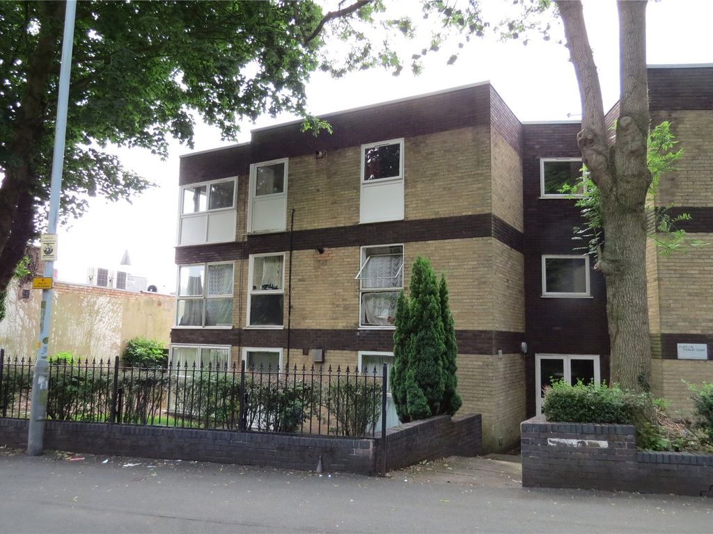 1 bed flat for sale in Tettenhall Road, Wolverhampton, West Midlands