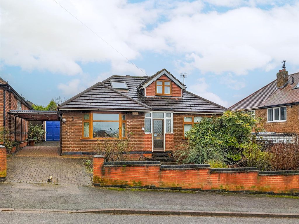 3 bed detached bungalow for sale in Eaton Avenue, Arnold, Nottingham