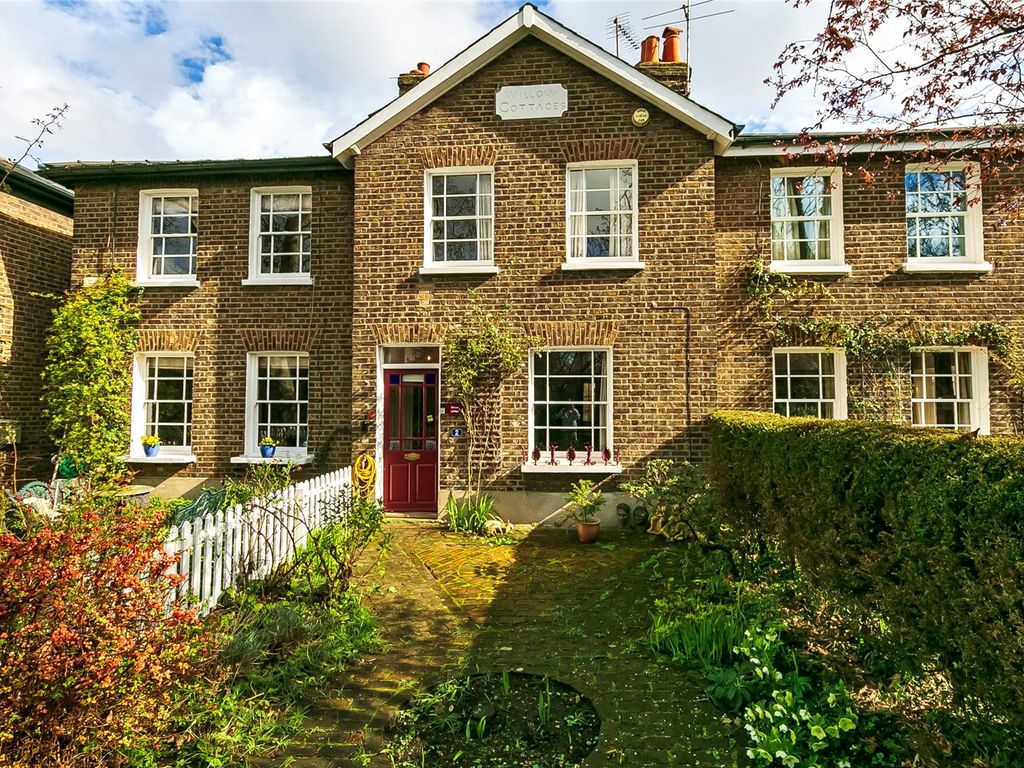 2 bed detached house for sale in Willow Cottages, Kew, Surrey TW9 Zoopla
