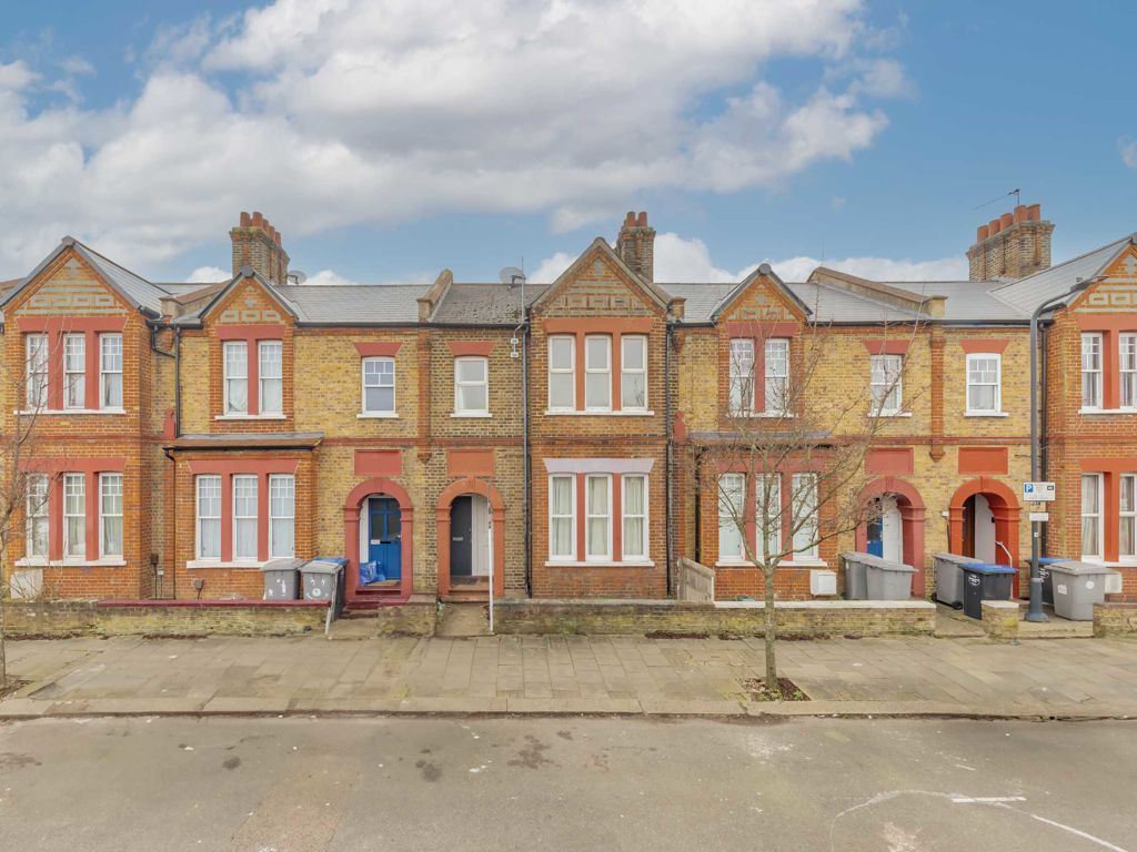 2 bed flat for sale in Allington Road, London W10, £425,000 Zoopla