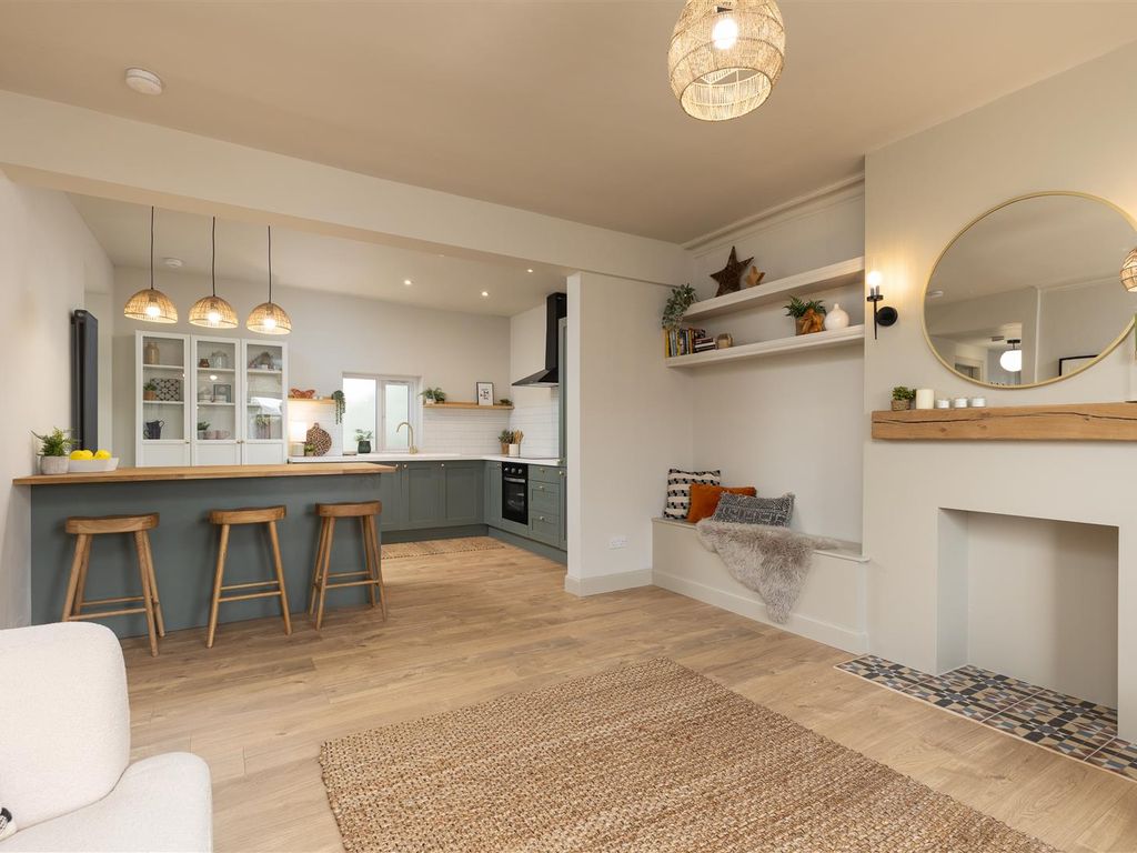 2 bed property for sale in Dundee Road, Perth PH2, £184,950 Zoopla