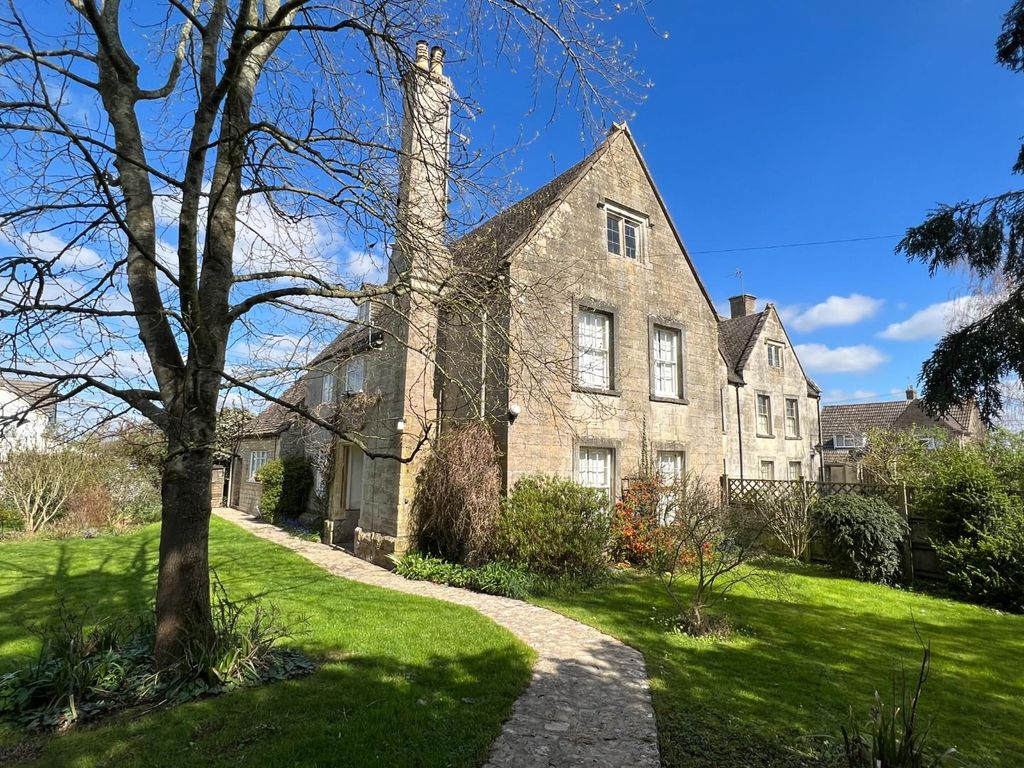 5 bed semidetached house for sale in Bath Road, Leonard Stanley