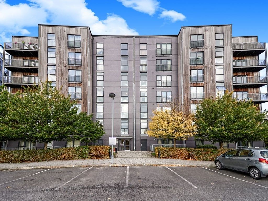 2 bed flat to rent in The Waterfront, Openshaw, Manchester M11 Zoopla