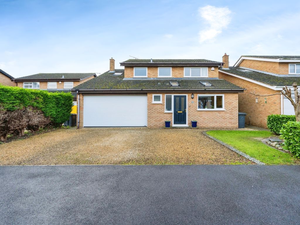 5 bed detached house for sale in Arkwright Road, Milton Ernest, Bedford