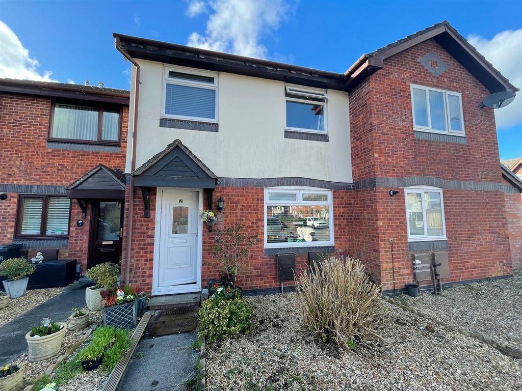 3 bed terraced house for sale in Thorburn Close, Neath SA11, £164,950