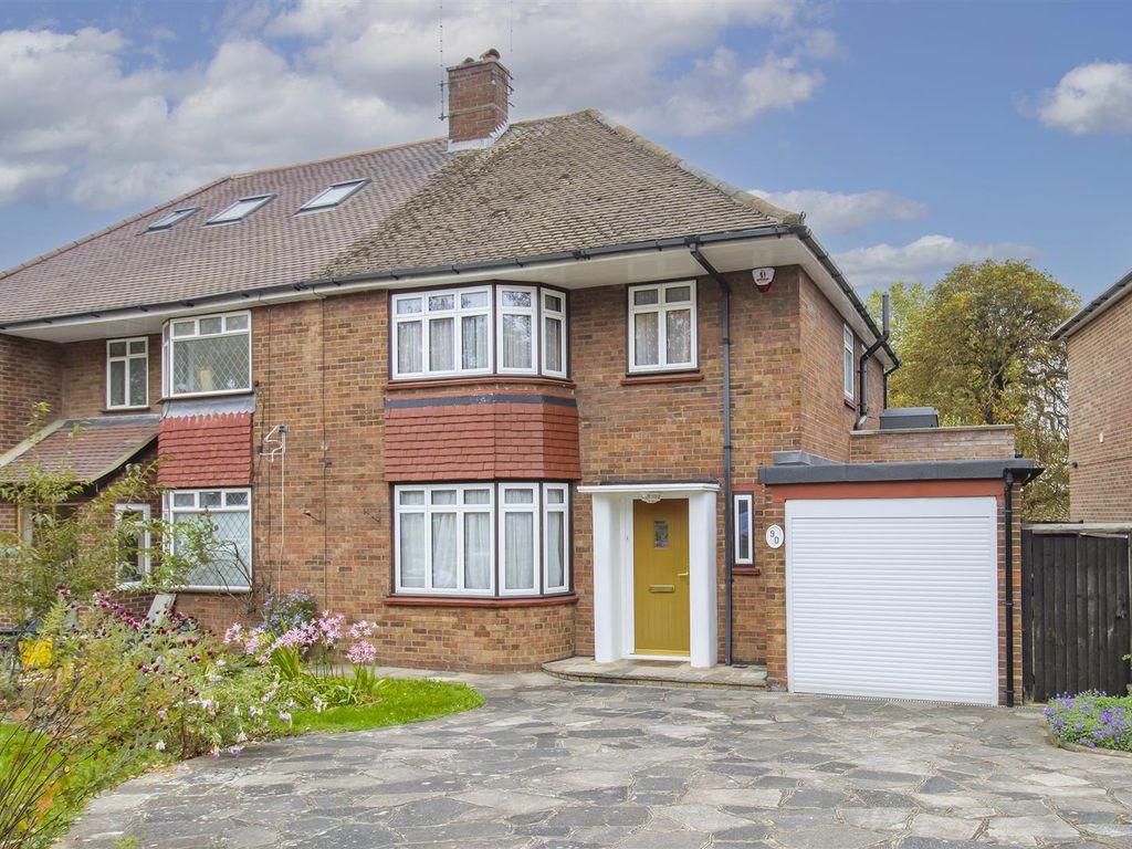 3 bed semidetached house to rent in South Lodge Drive, London N14 Zoopla