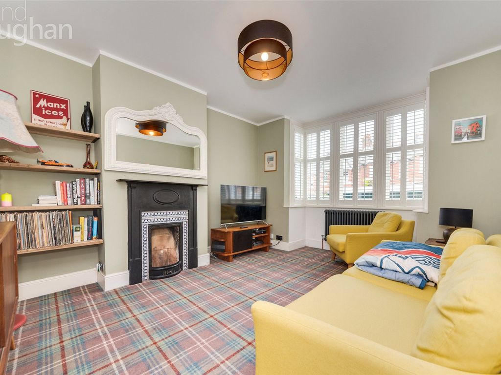 5 bed end terrace house for sale in Freshfield Road, Brighton, East