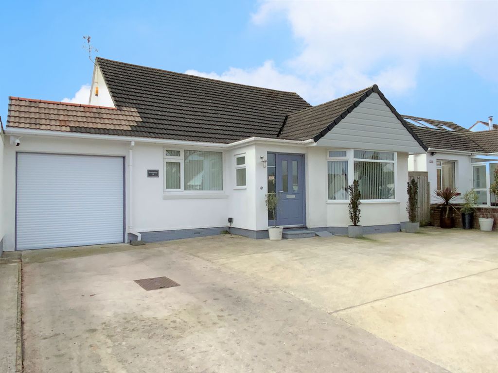 3 bed bungalow for sale in Preston Down Road, Preston, Paignton TQ3