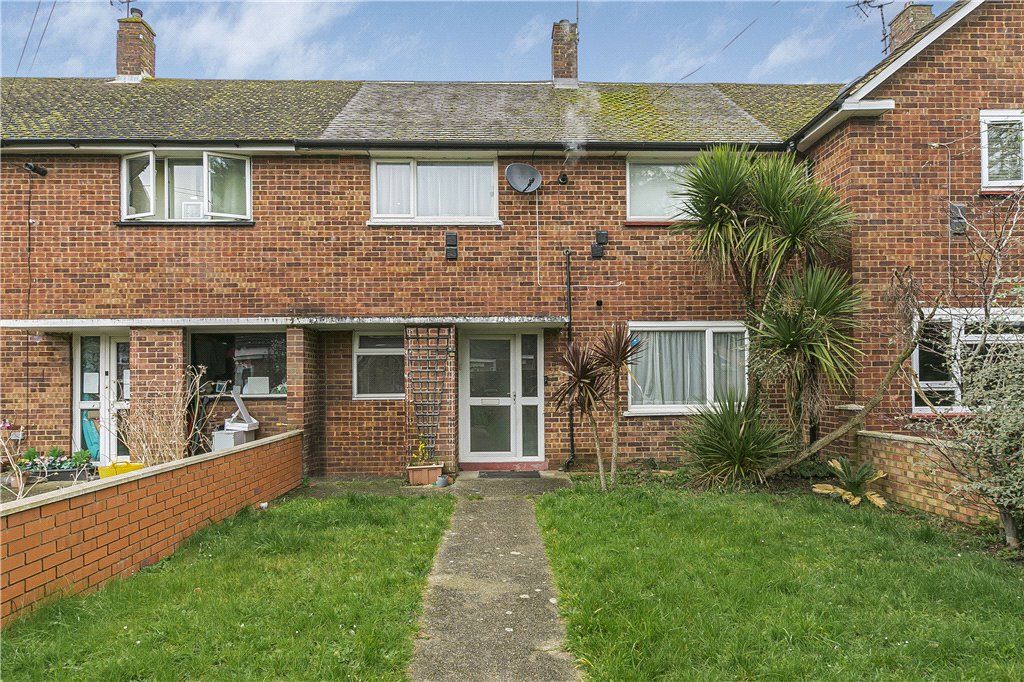 2 bed terraced house for sale in Canopus Way, StainesUponThames