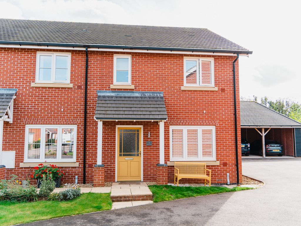 3 bed semidetached house for sale in Spinney Hill, Oakham LE15, £