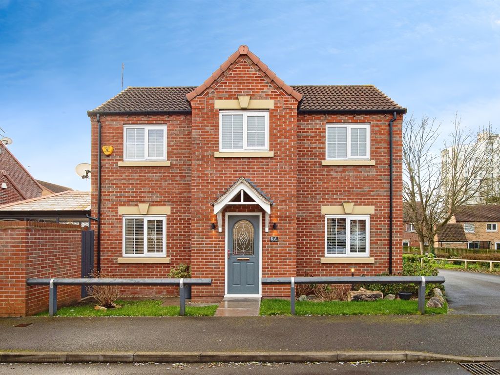3 bed detached house for sale in Oxland Drive, Hull HU8, £240,000 Zoopla