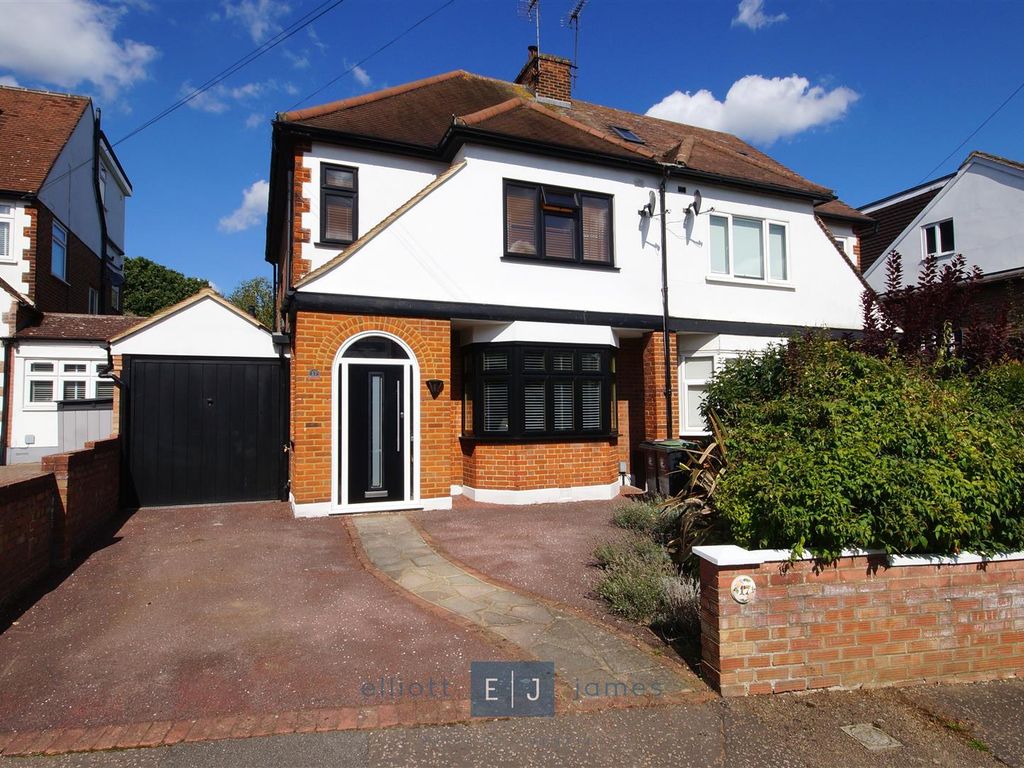 3 bed semidetached house for sale in Harwater Drive, Loughton IG10, £