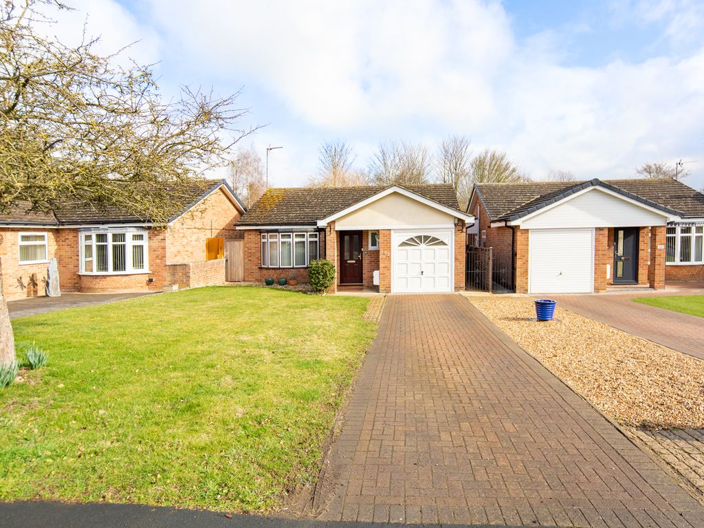 2 bed bungalow for sale in Bucknell Road, Bicester OX26 Zoopla