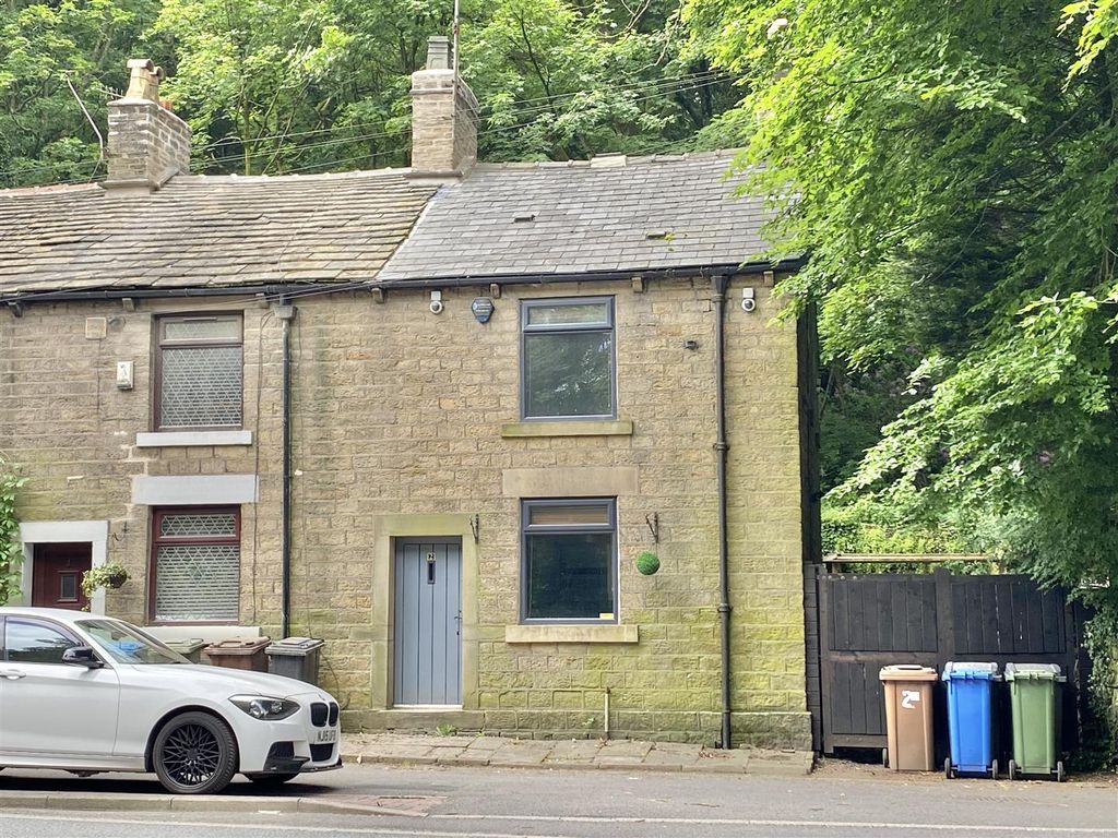 3 bed end terrace house for sale in Millbrook, Hollingworth, Hyde SK14