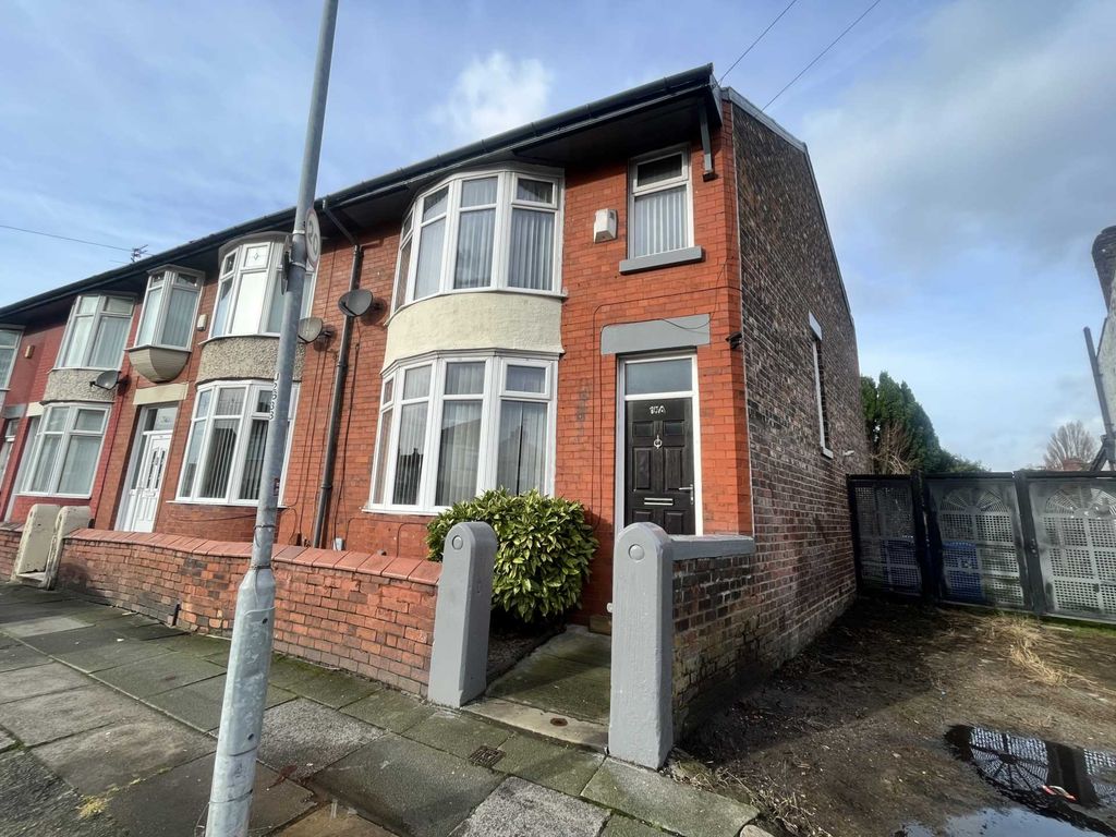 3 bed end terrace house for sale in Melling Road, Liverpool L9, £