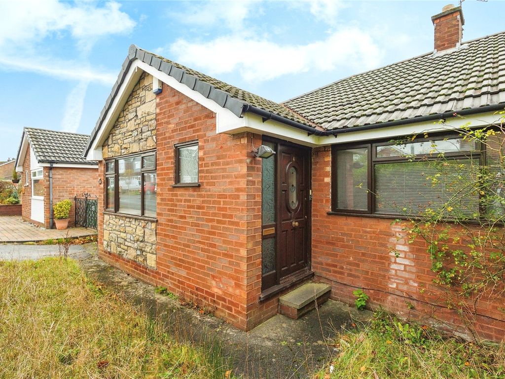 2 bed bungalow for sale in Salisbury Crescent, AshtonUnderLyne, Lancashire OL6, £225,000 Zoopla