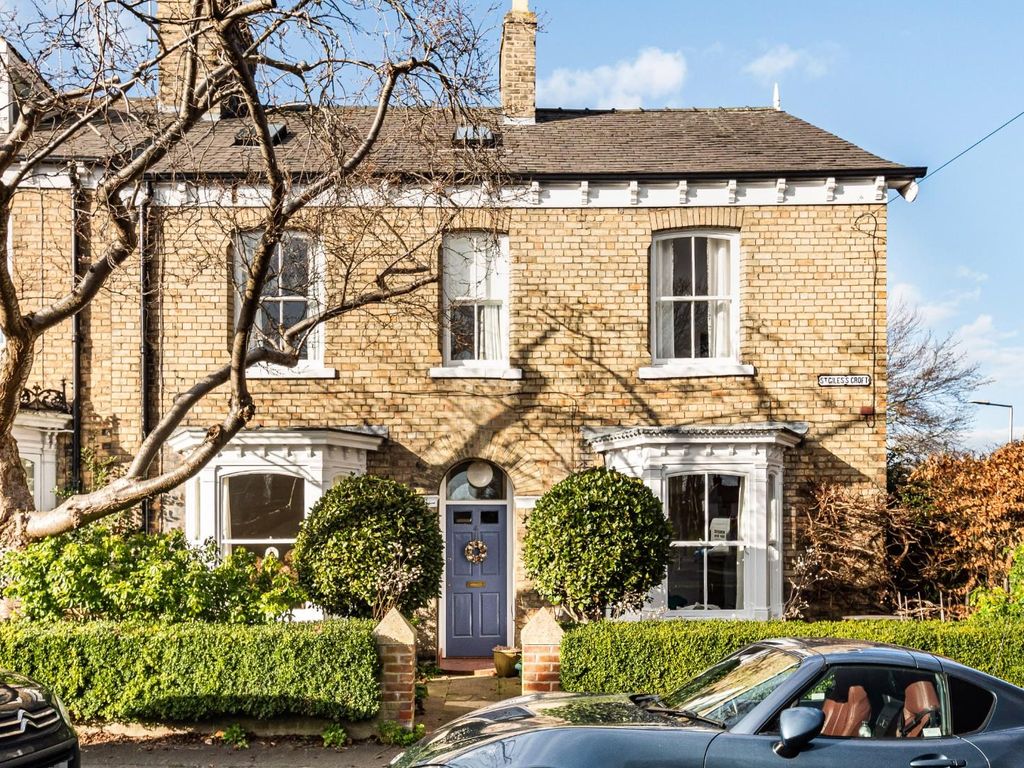 4 bed terraced house for sale in St Giles Croft, Beverley, East