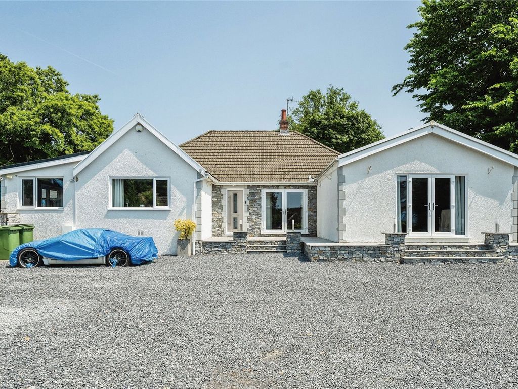 4 bed bungalow for sale in Mynydd Garn Lwyd Road, Morriston, Abertawe