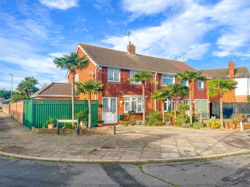 Croxton Close, Luton LU3  