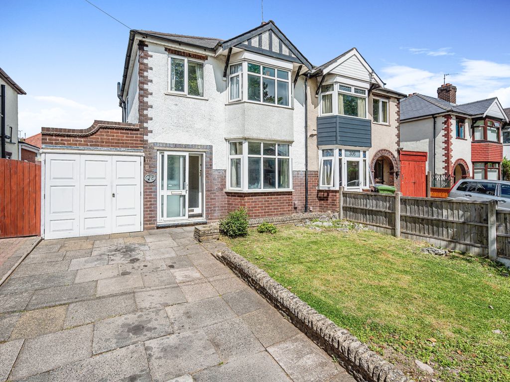 3 bed semidetached house for sale in Warstones Road, Penn