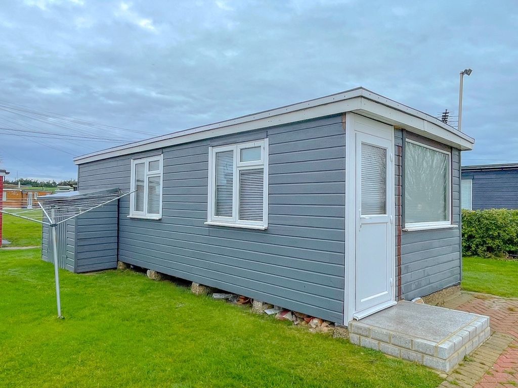 1 bed property for sale in Marine Parade, Minster, Isle Of Sheppey ME12
