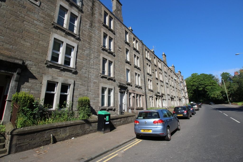 1 bed flat to rent in 176 Lochee Road, Lochee West, Dundee DD2, £500