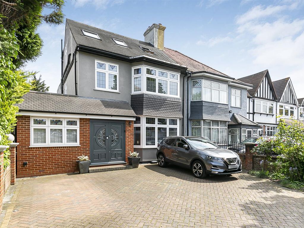 5 bed semidetached house for sale in Village Road, Enfield EN1 Zoopla