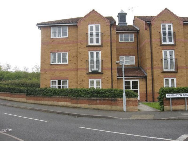 1 bed flat to rent in Huntington Drive, Lawley Bank, Telford TF4, £650