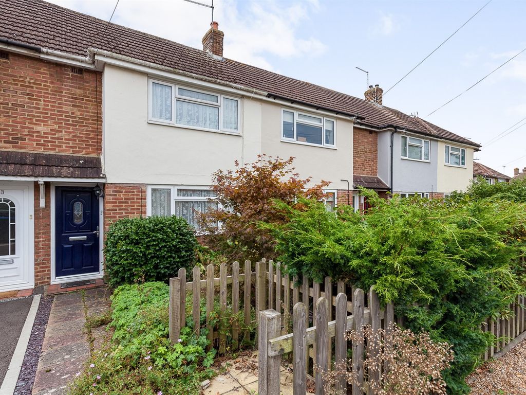 2 bed terraced house for sale in Pear Tree Close, Burgess Hill RH15 Zoopla