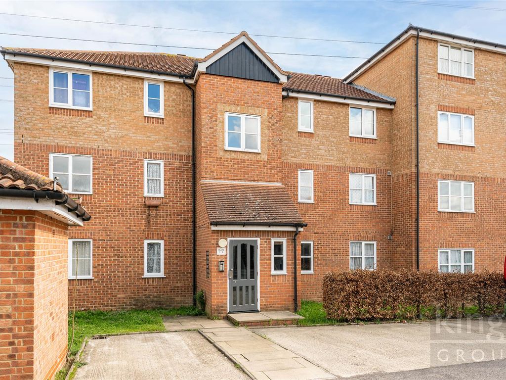 2 bed flat for sale in Lovell Drive, Enfield EN3 Zoopla