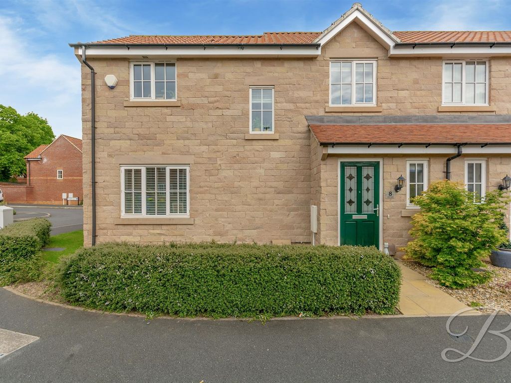 3 bed end terrace house for sale in Digby Court, Mansfield Woodhouse