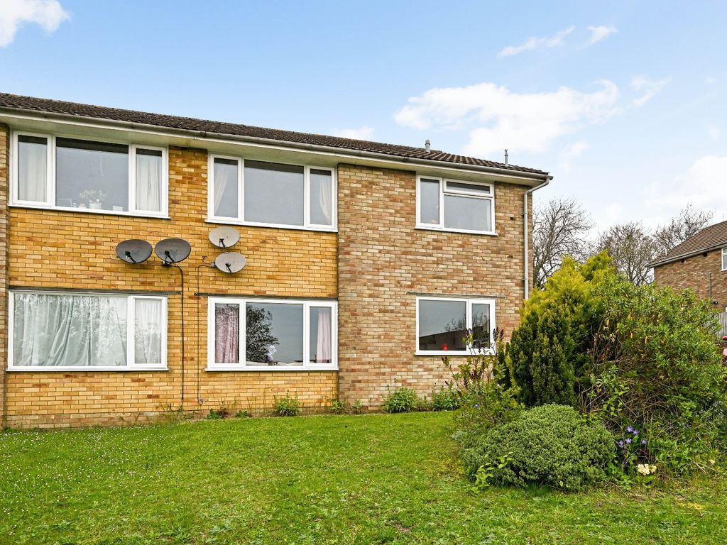 2 bed for sale in Southview Rise, Alton, Hampshire GU34, £