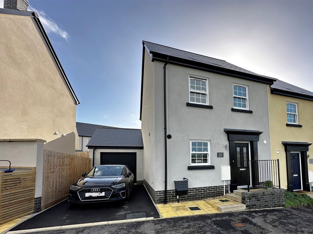 3 bed semidetached house for sale in Weavers Road, Chudleigh TQ13, £345,000 Zoopla